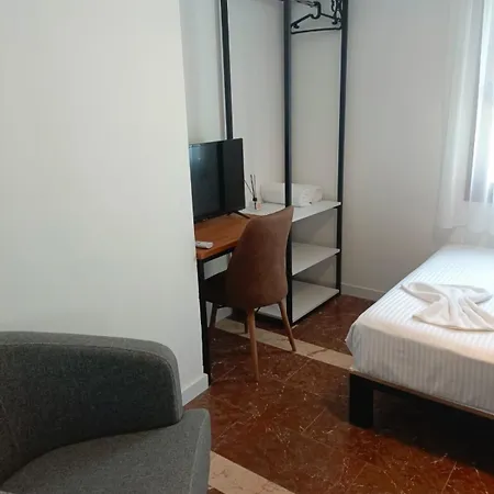 The New House 民宿 *